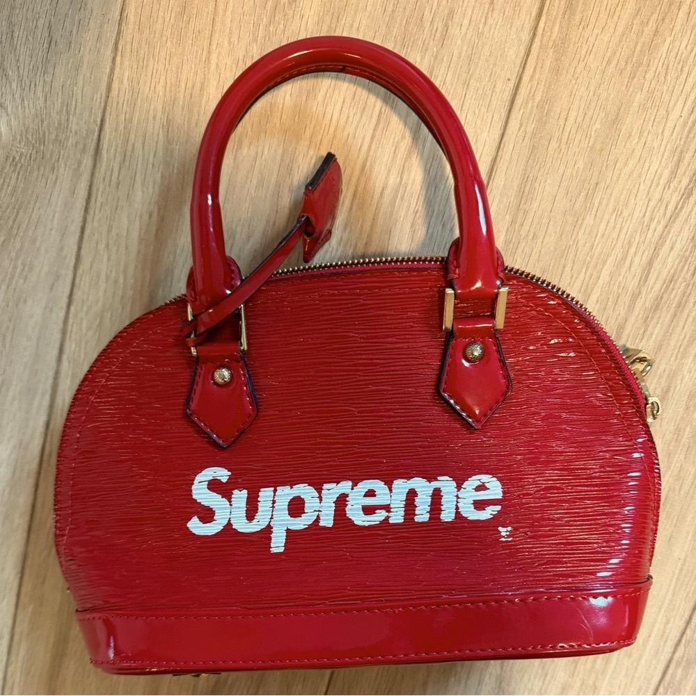 Louis Vuitton X Supreme Collab Logo Coquelicot Epi Red Leather Alma BB Bag - Picture 4 of 17